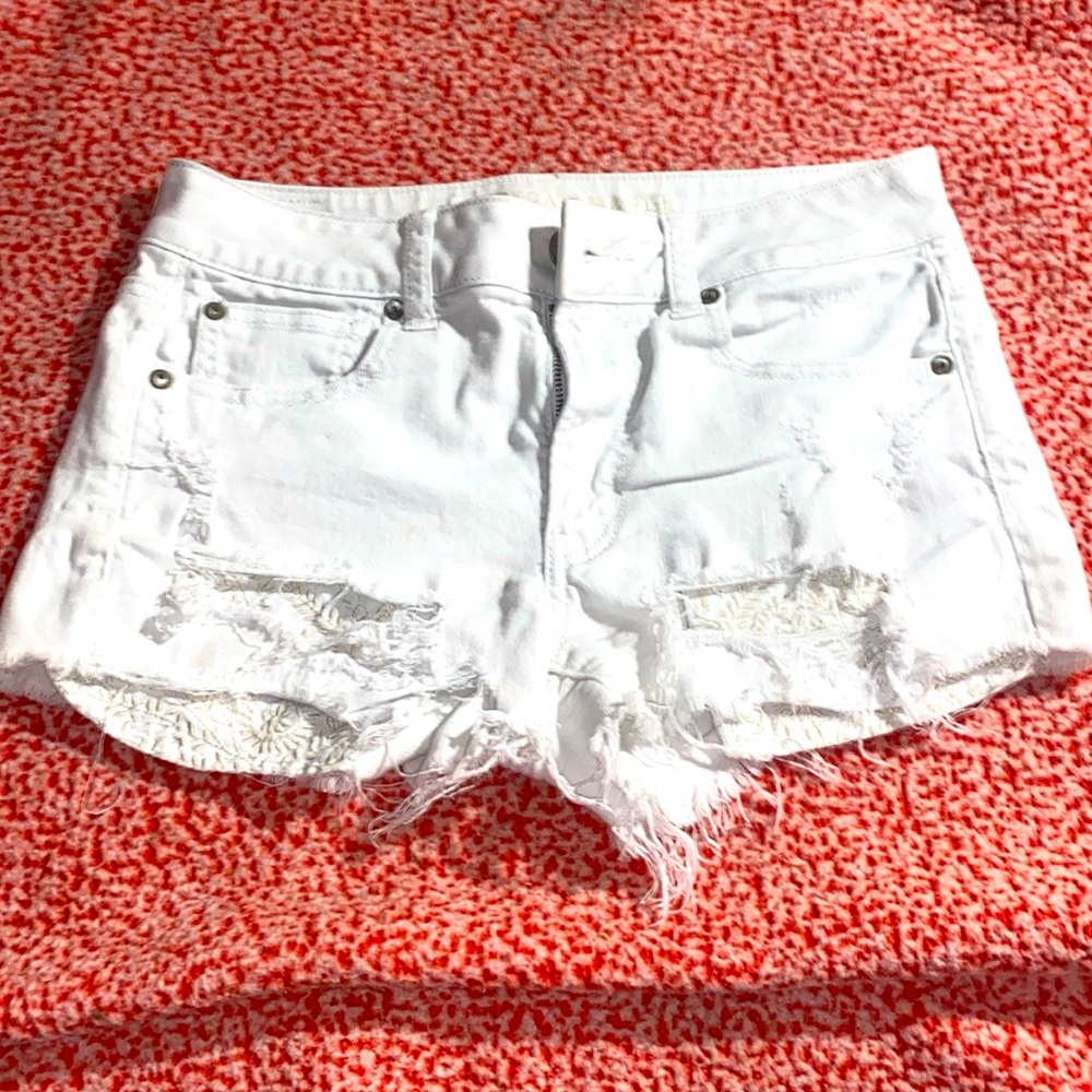 American eagle white shorts